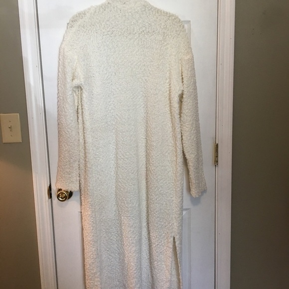 Andree very long cardigan sweater. Long sleeves, open front, sz small. - Picture 6 of 8